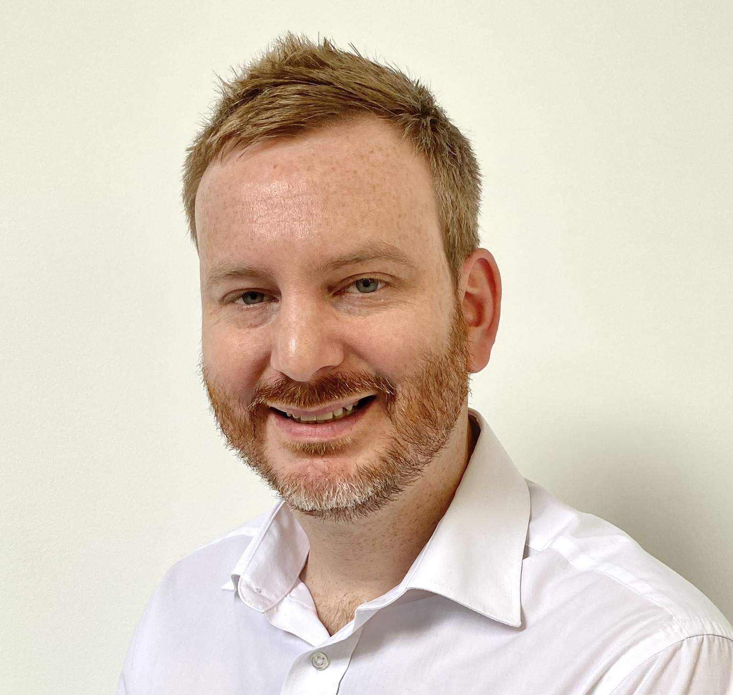 Andrew Baldwin Headshot (1)