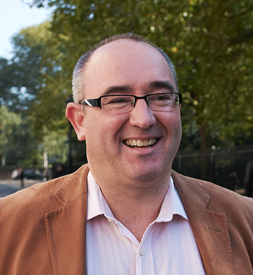 Influencing senior stakeholders for project delivery 